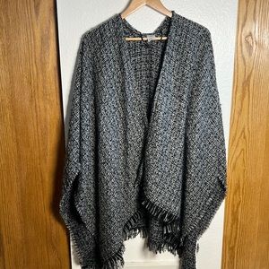 Cozy and warm knitted poncho